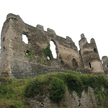 Château-Rocher de Saint-Rémy-de-Blot