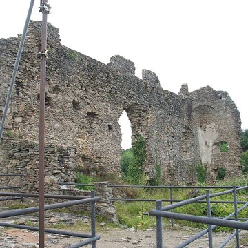 Château-Rocher de Saint-Rémy-de-Blot