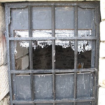 Château-Rocher de Saint-Rémy-de-Blot