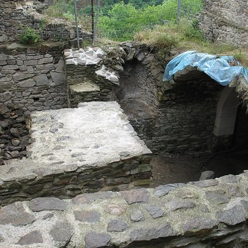 Château-Rocher de Saint-Rémy-de-Blot