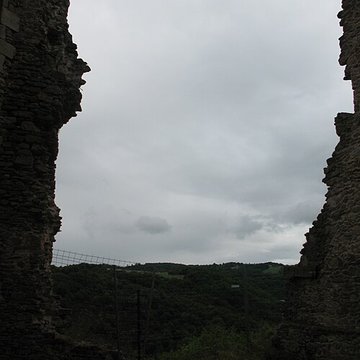 Château-Rocher de Saint-Rémy-de-Blot