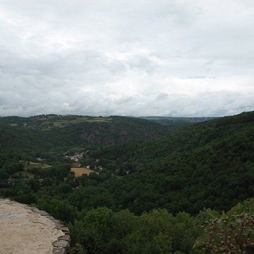 Château-Rocher de Saint-Rémy-de-Blot