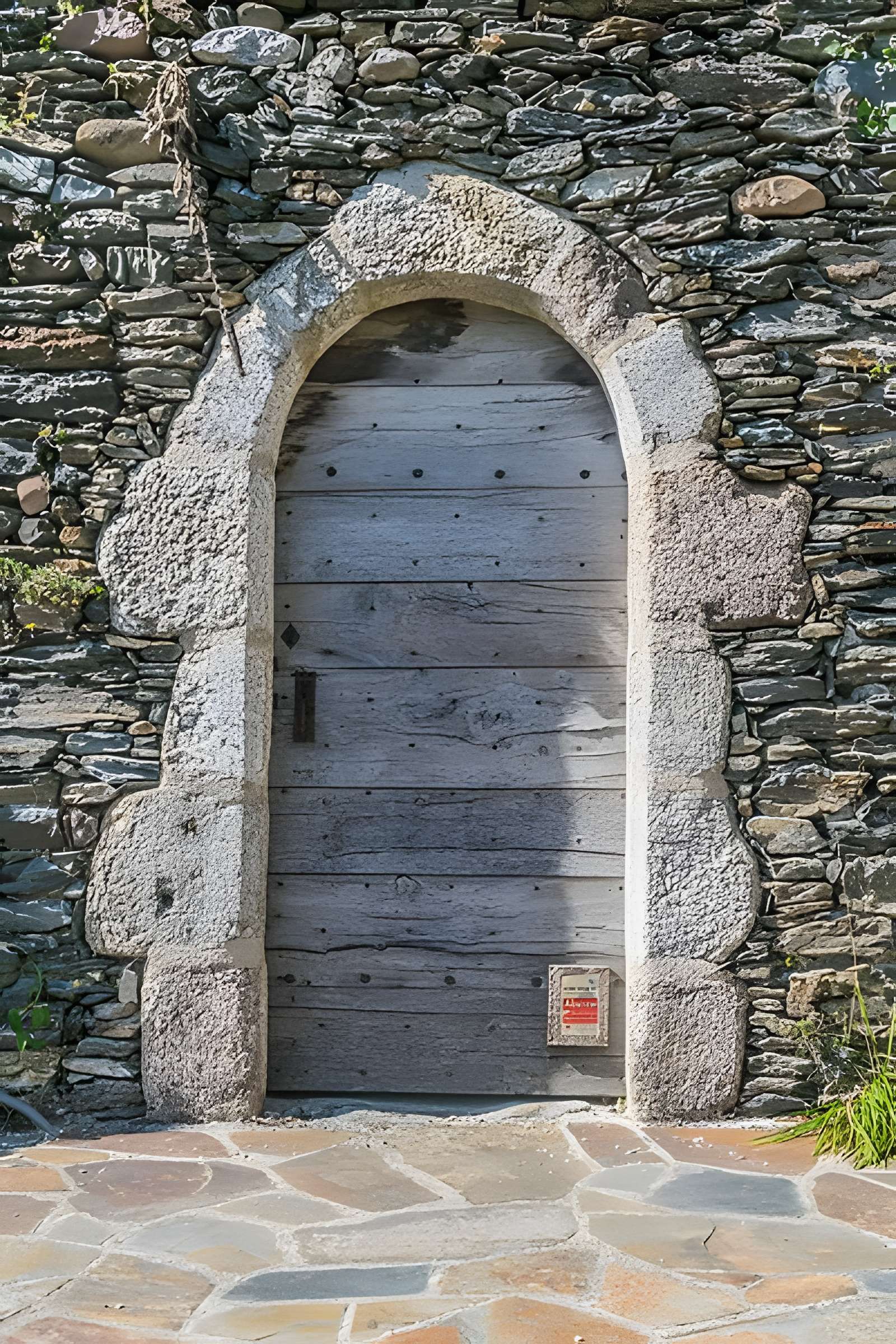 Château de Montarnal