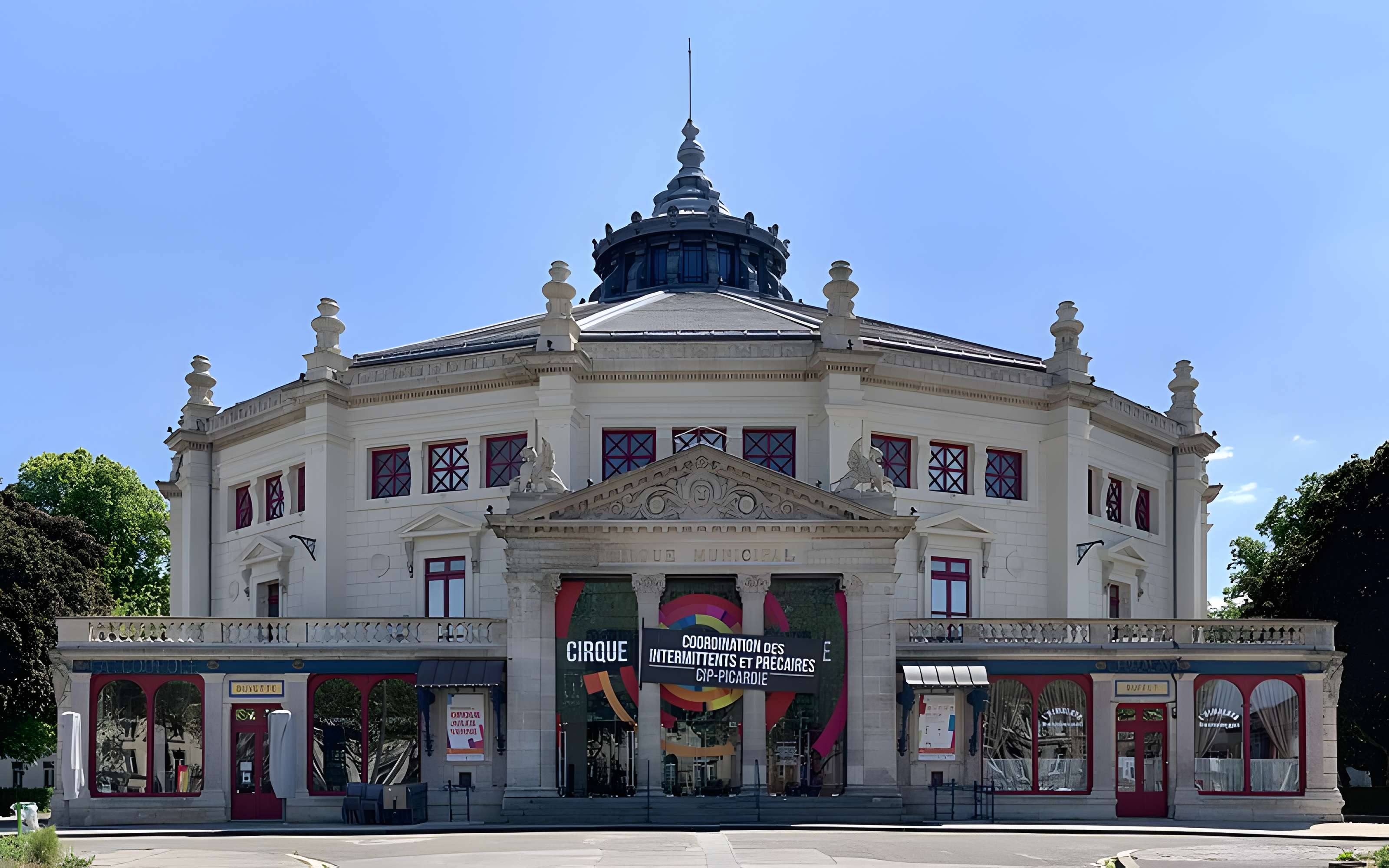 Cirque Jules-Verne à Amiens