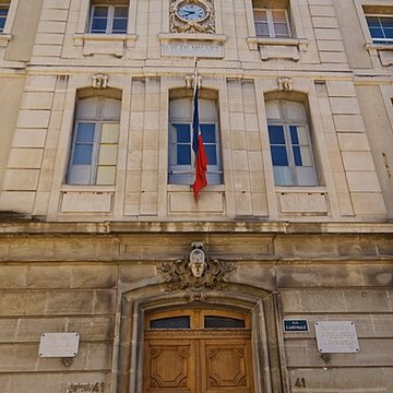 Couvent des Bénédictines et couvent des Ursulines  , actuellement collège Mignet