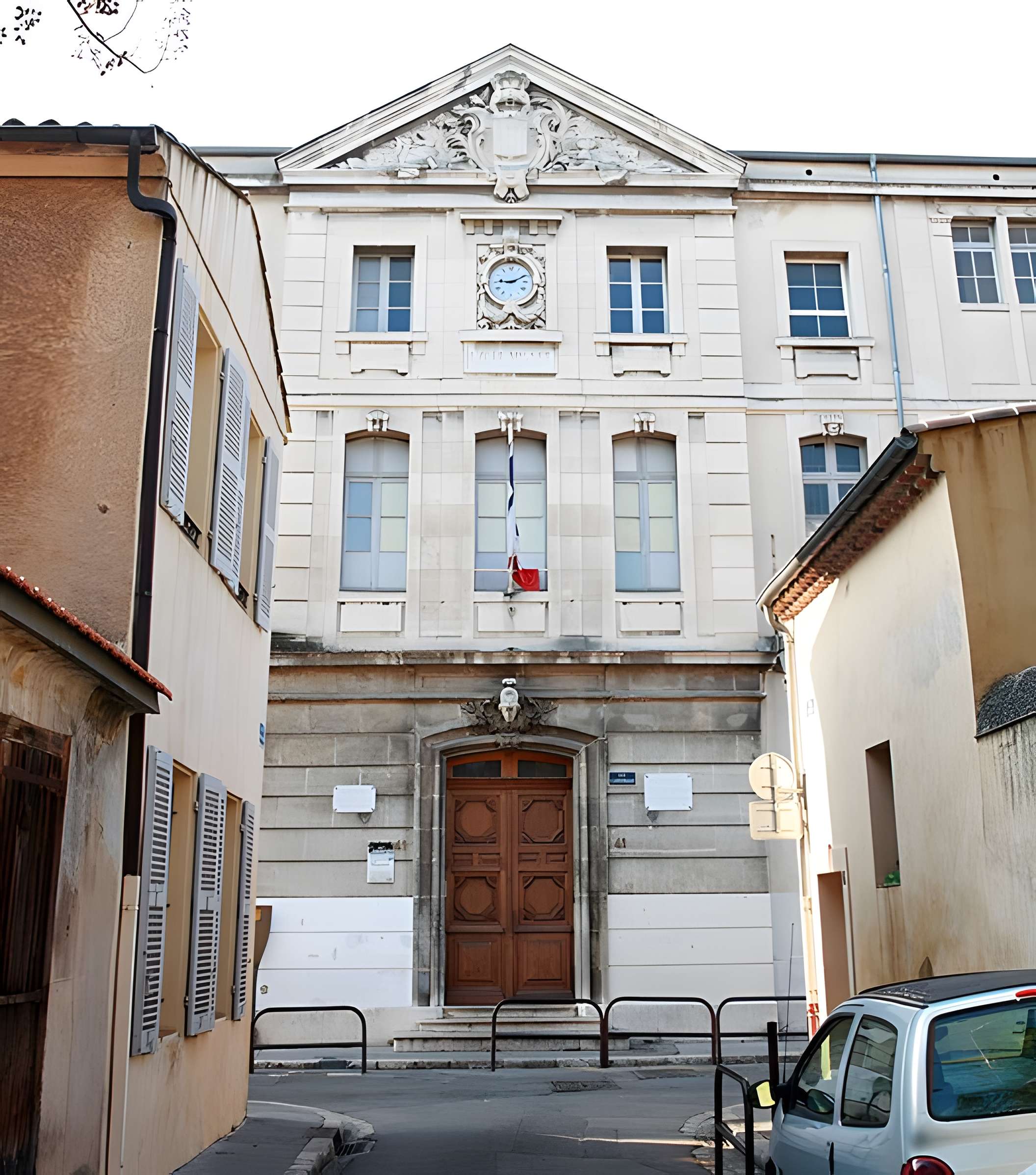 Couvent des Bénédictines et couvent des Ursulines  , actuellement collège Mignet