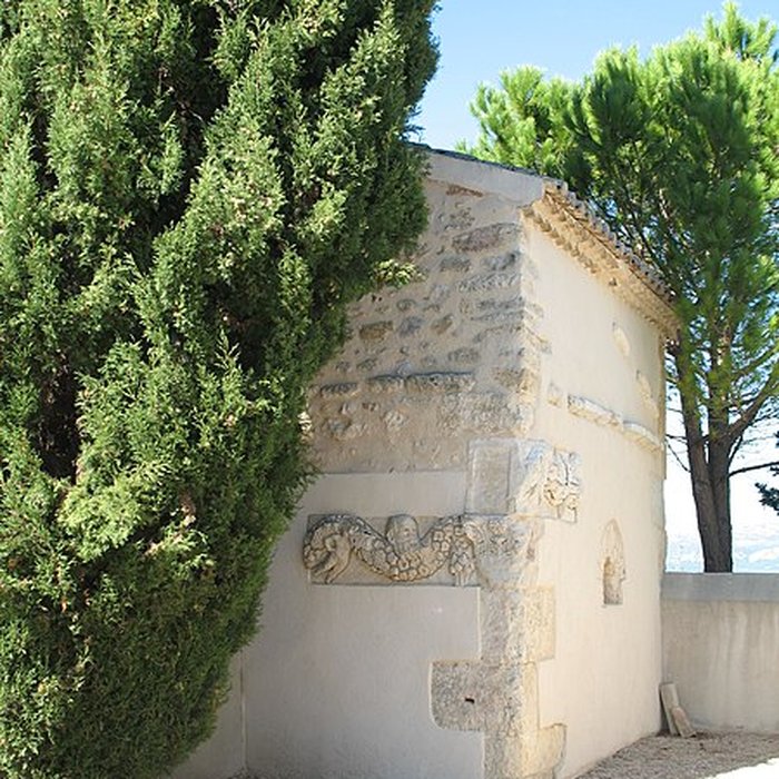 Photo de Chapelle romane du cimetière