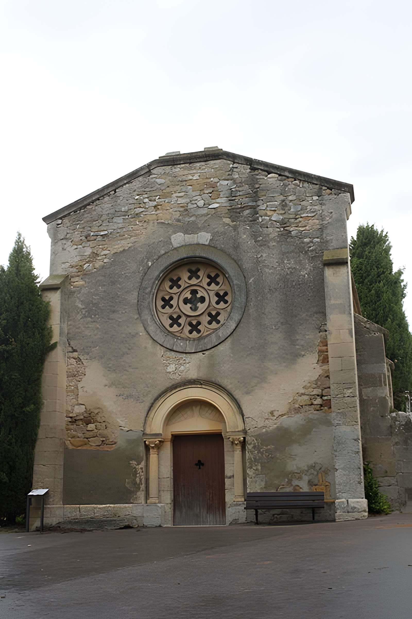 Chapelle romane du cimetière