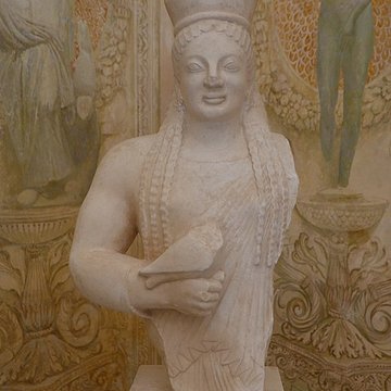 Ancien collège des Jésuites et ancien hôtel de Laval-Castellane, actuellement musée dart chrétien et Museon Arlaten