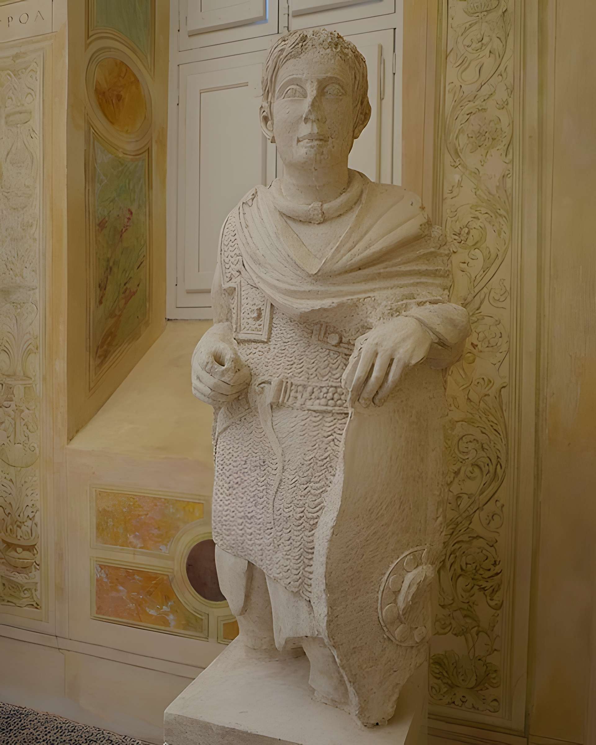 Ancien collège des Jésuites et ancien hôtel de Laval-Castellane, actuellement musée d'art chrétien et Museon Arlaten