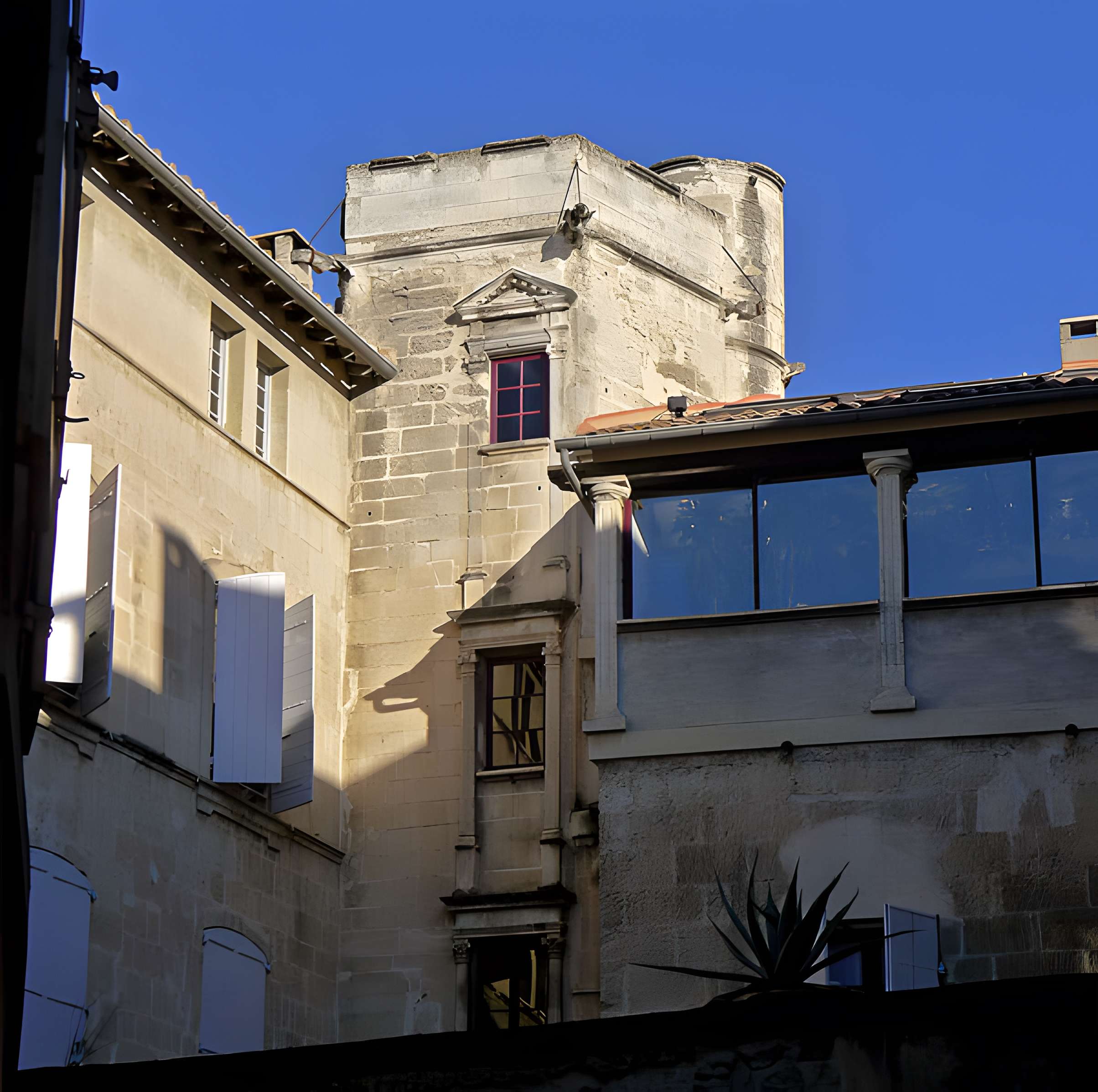 Hôtel Laugier de Montblanc ou maison Genin