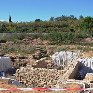 Terrain de 362, 40 m2 contenant des vestiges archéologiques