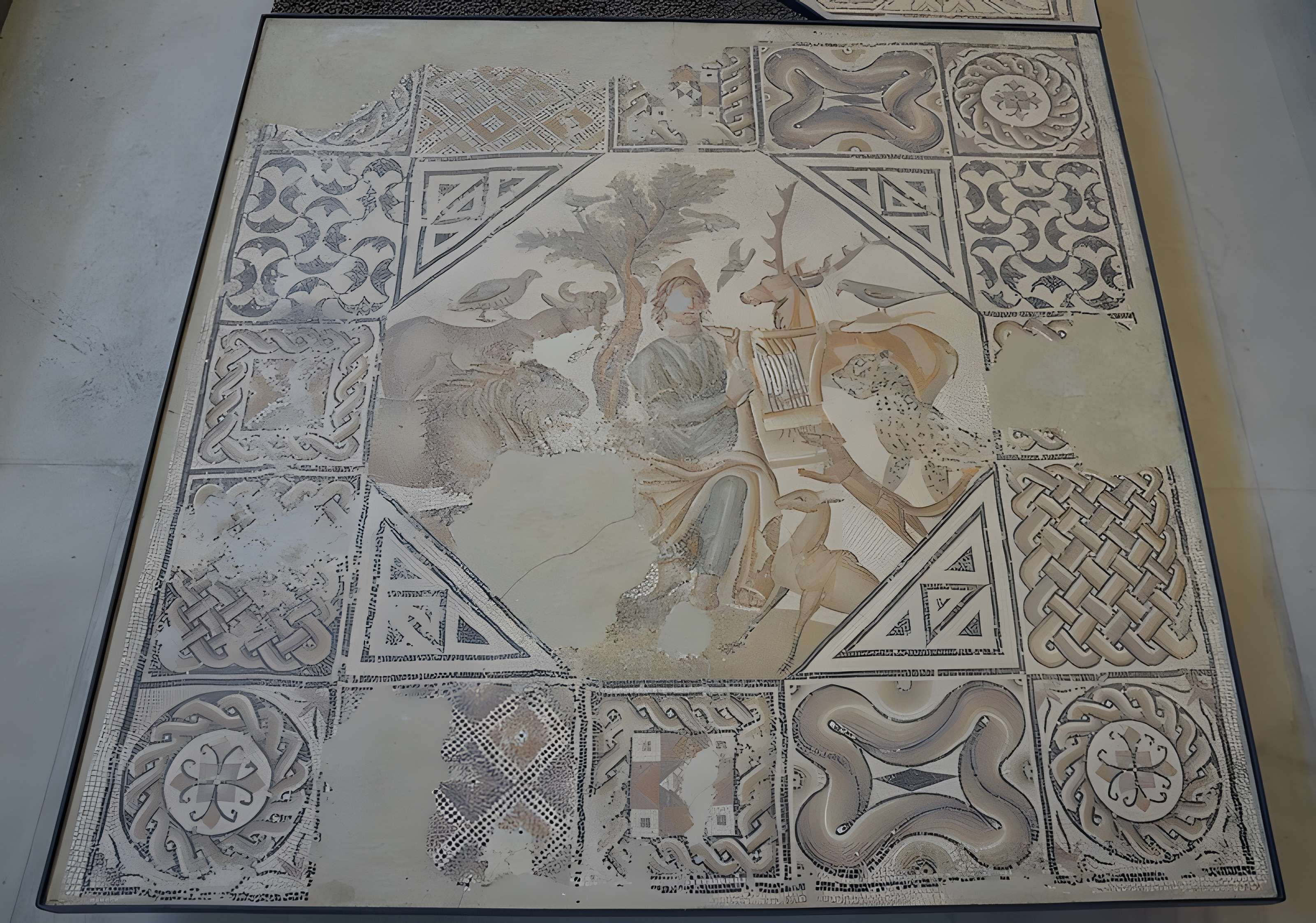 Terrain de 362, 40 m2 contenant des vestiges archéologiques