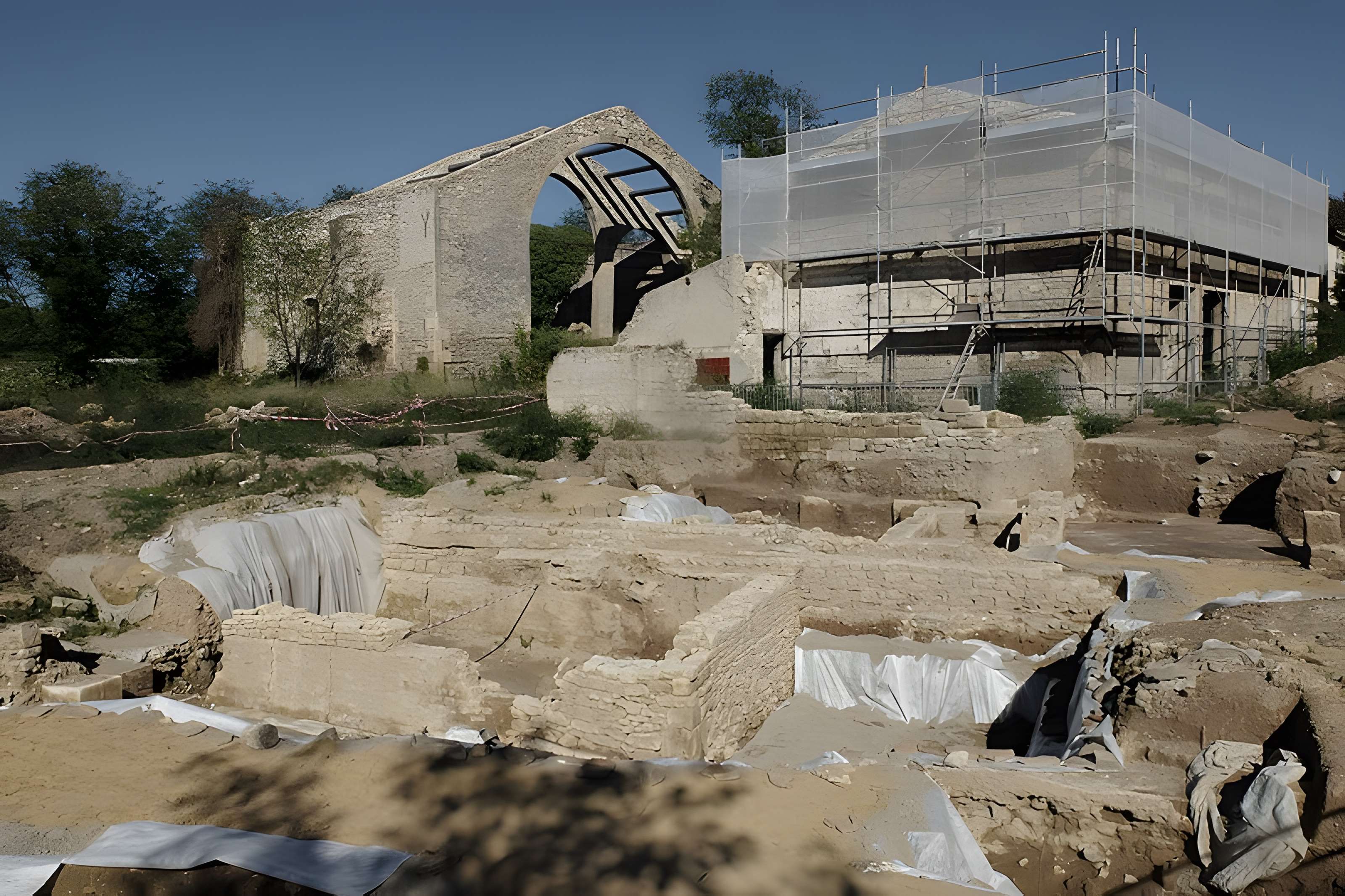 Terrain de 362, 40 m2 contenant des vestiges archéologiques