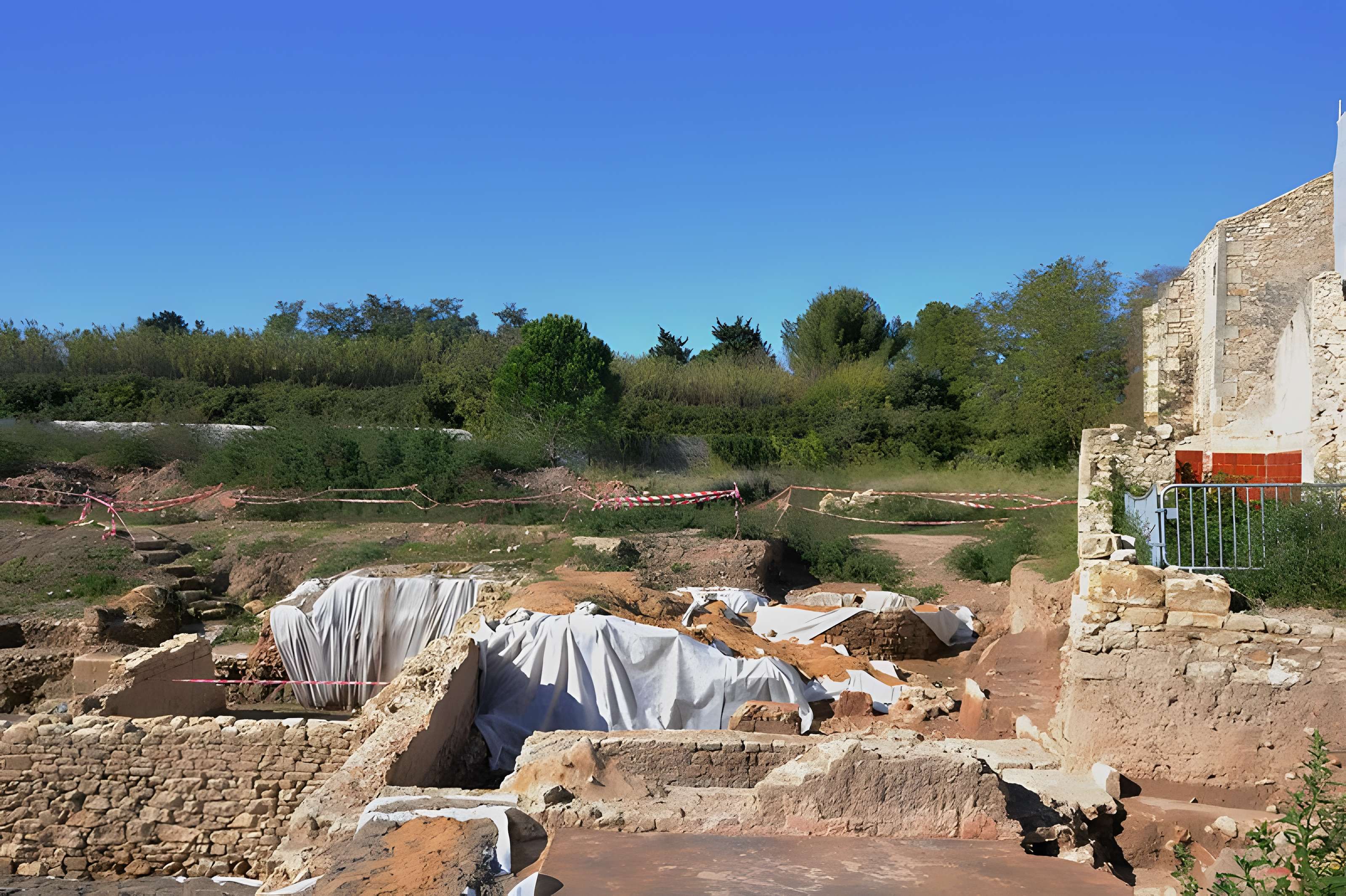 Terrain de 362, 40 m2 contenant des vestiges archéologiques