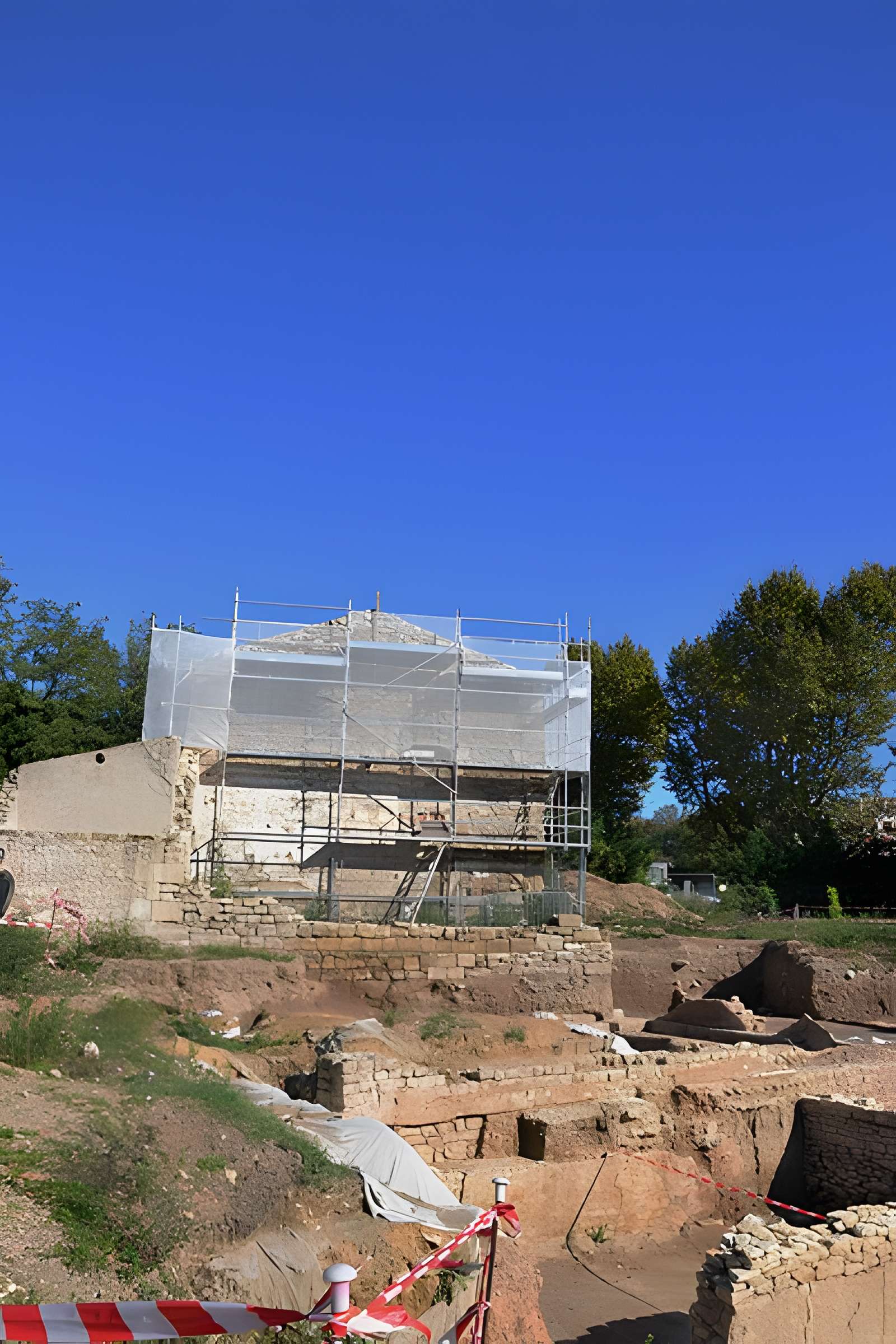 Terrain de 362, 40 m2 contenant des vestiges archéologiques