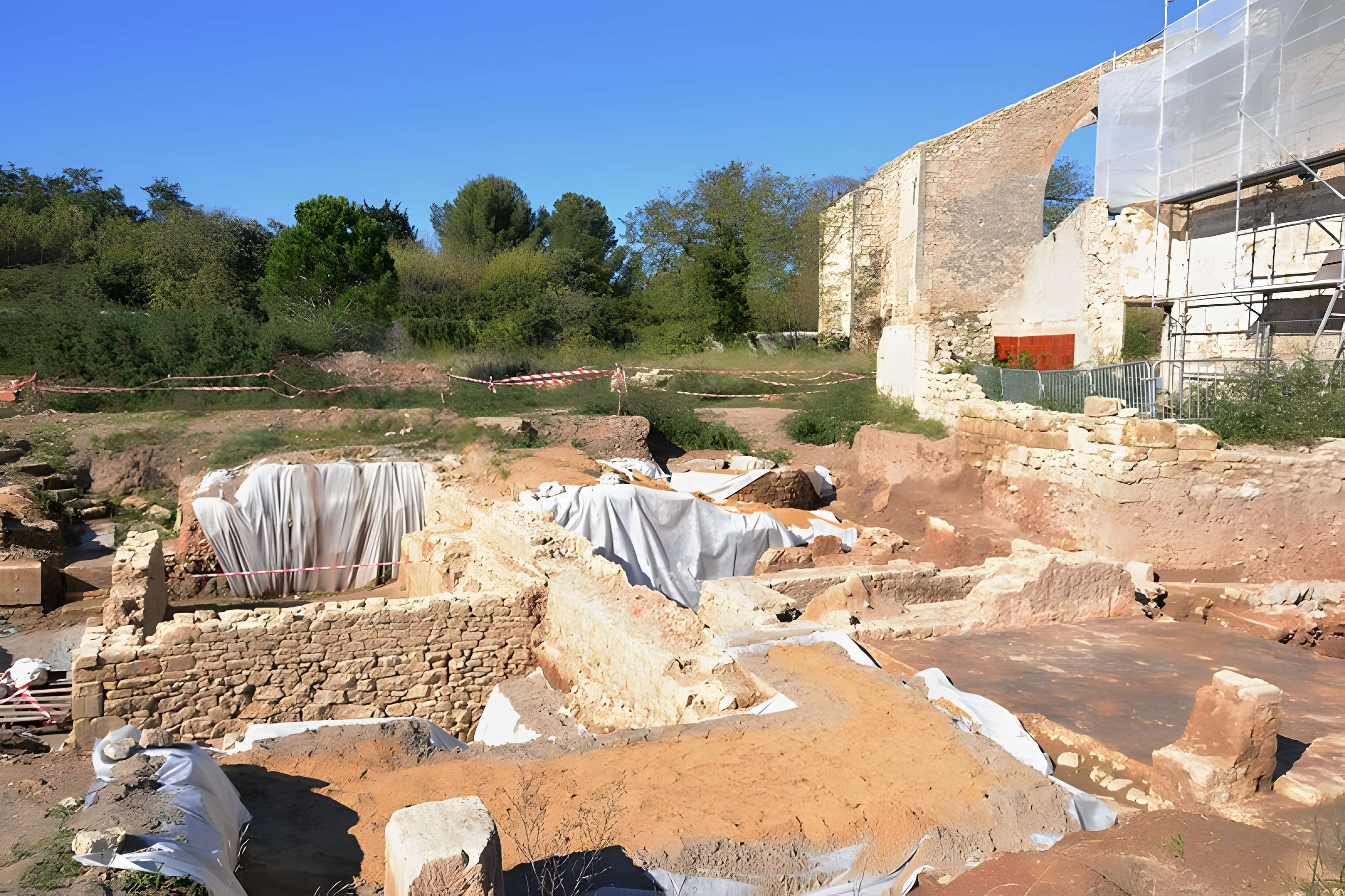Terrain de 362, 40 m2 contenant des vestiges archéologiques