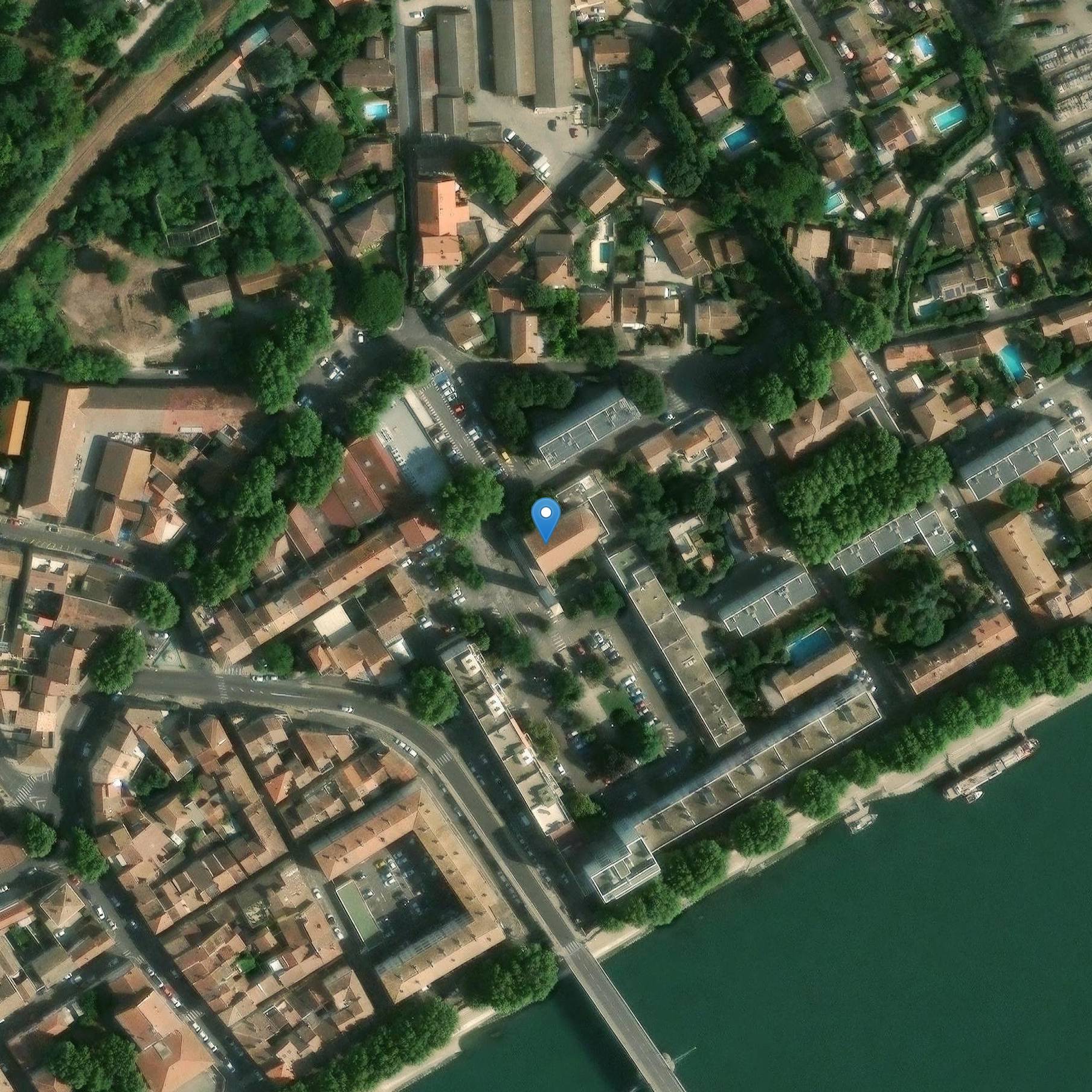 Photo de 特林克泰尔圣彼得教堂