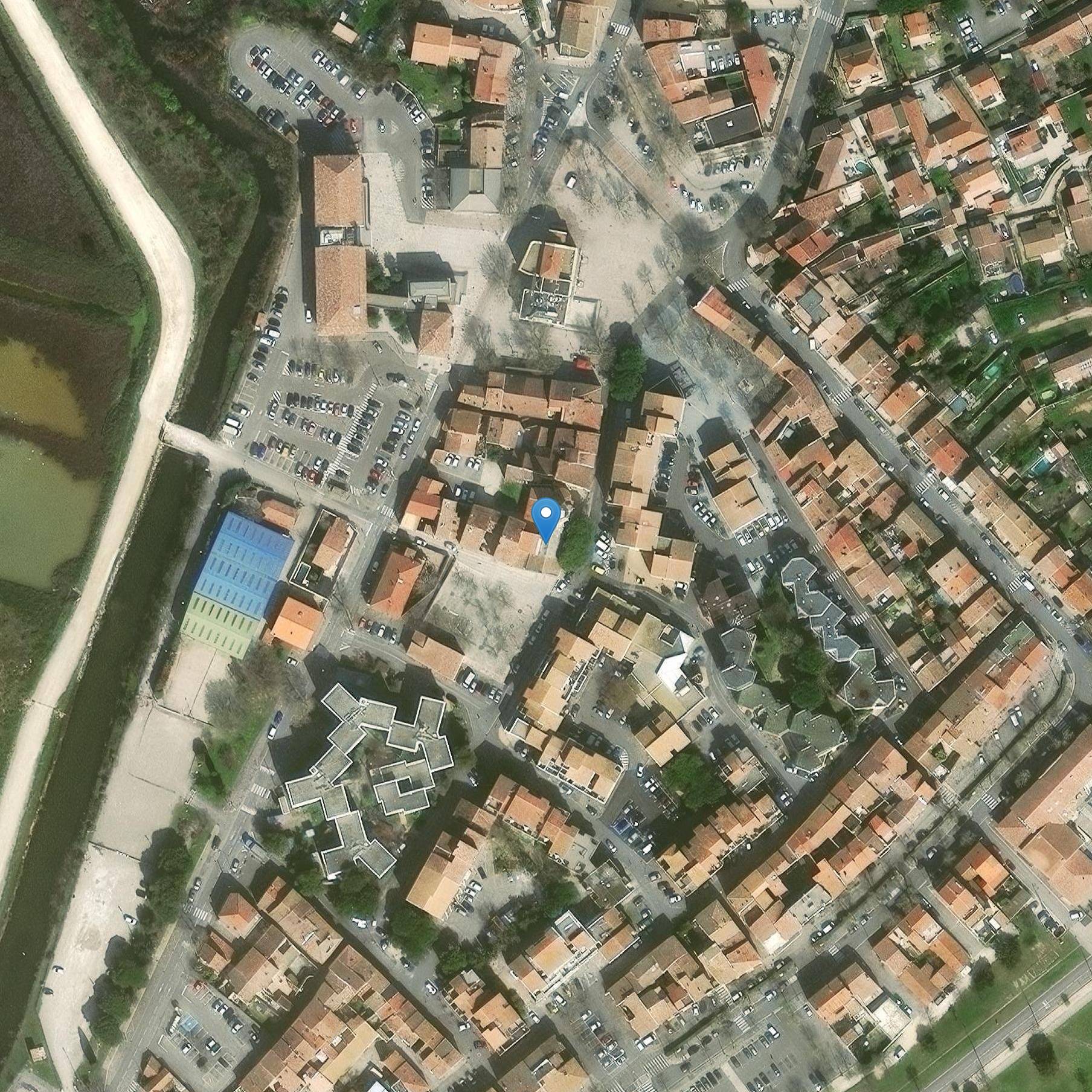 Photo de サン・セゼーレ・パリッシュ教会