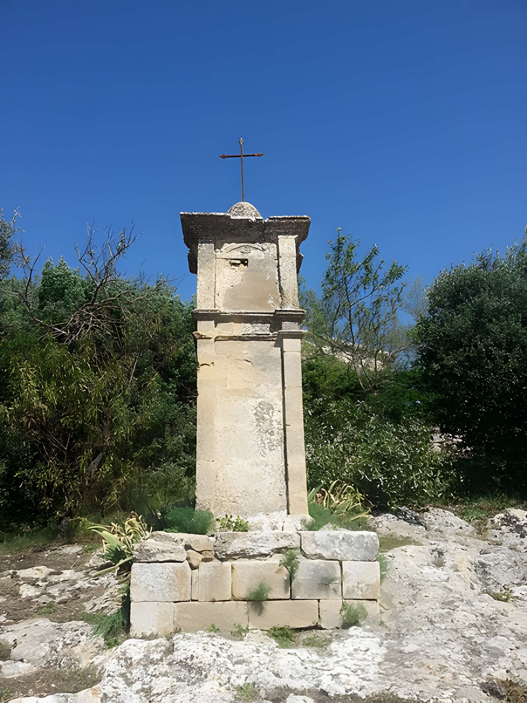 Oratoire Notre-Dame de la Roque