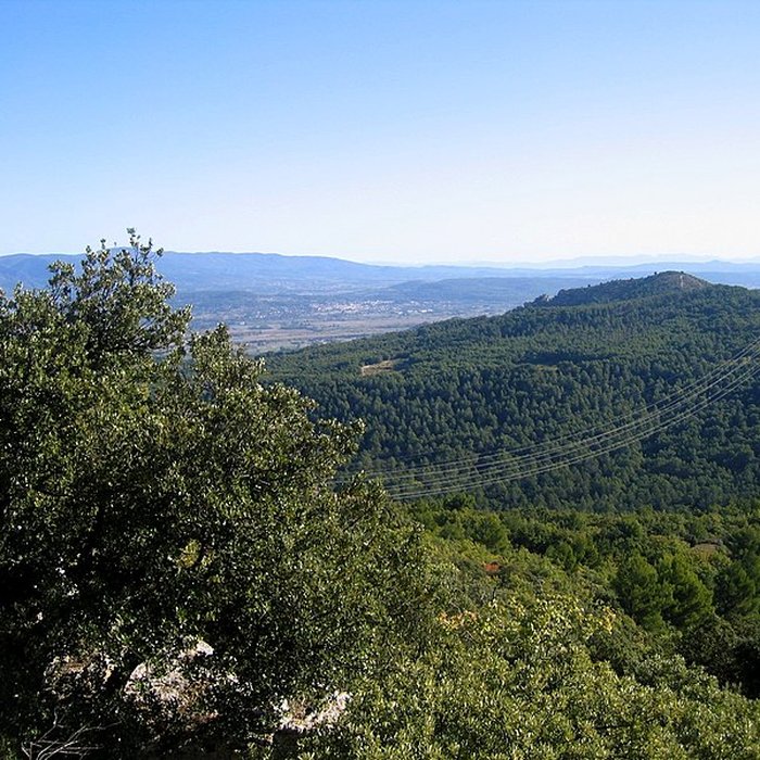 Photo de Chapelle Sainte-Anne-de-Goiron également sur commune de La-Roque-dAnthéron