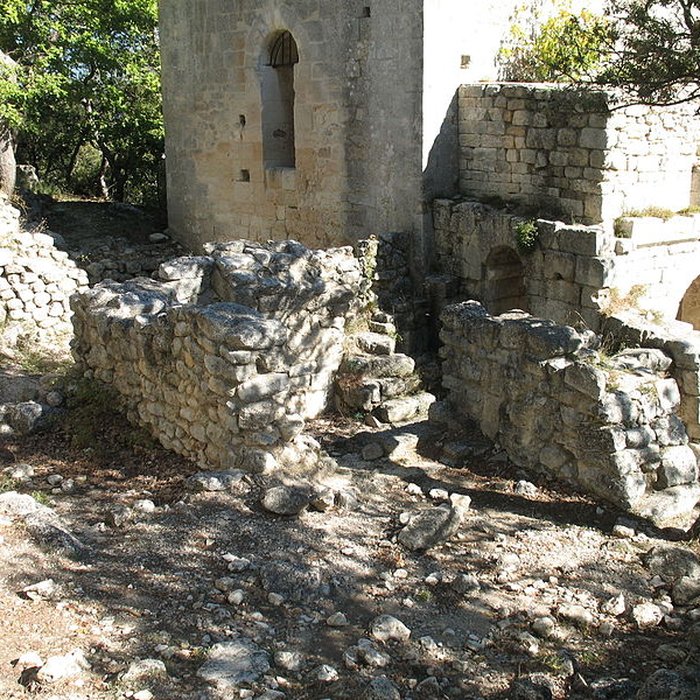 Photo de Chapelle Sainte-Anne-de-Goiron également sur commune de La-Roque-dAnthéron