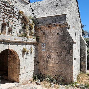 Chapelle Sainte-Anne-de-Goiron également sur commune de Lambesc