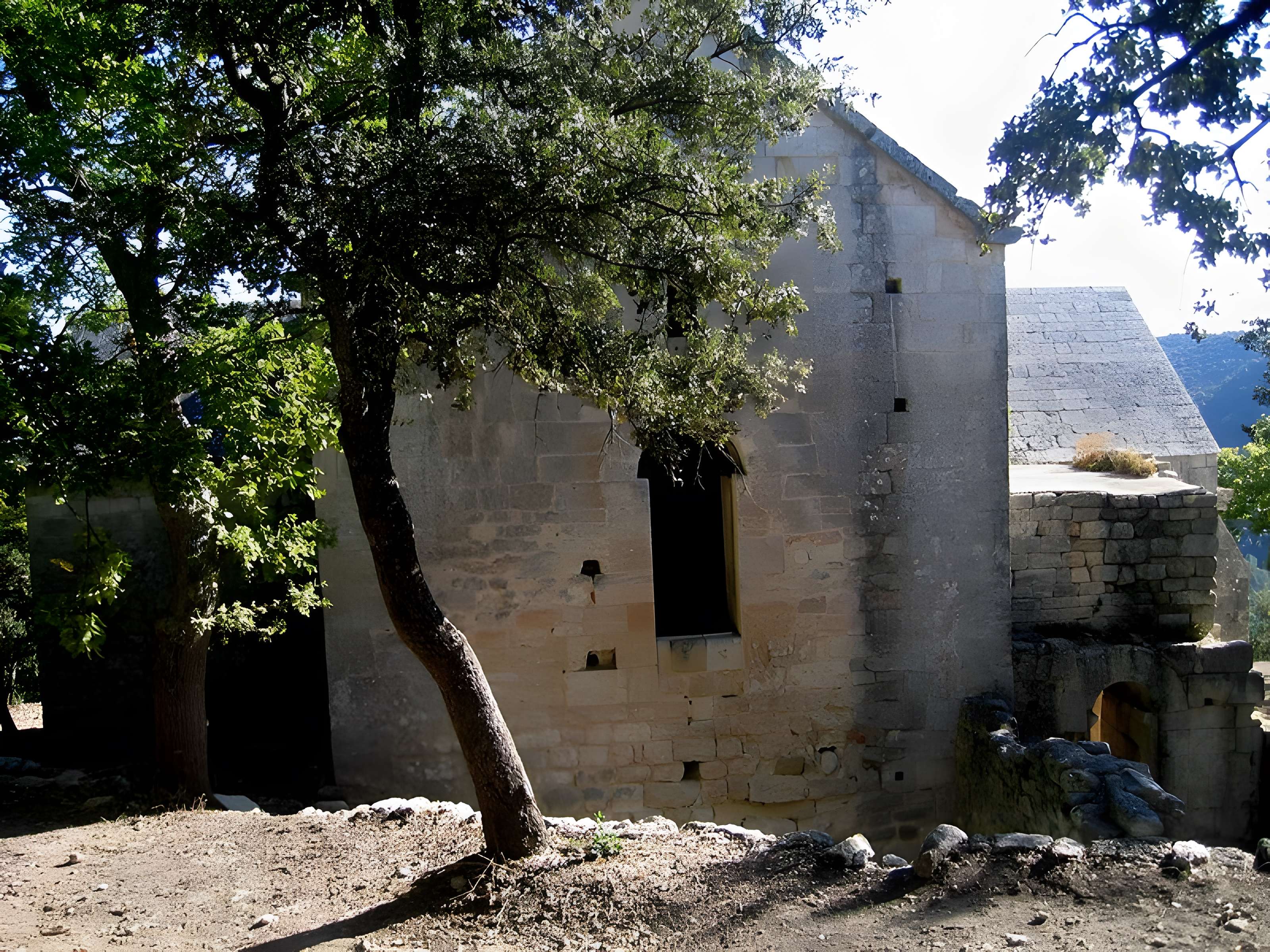 Chapelle Sainte-Anne-de-Goiron (également sur commune de Lambesc)