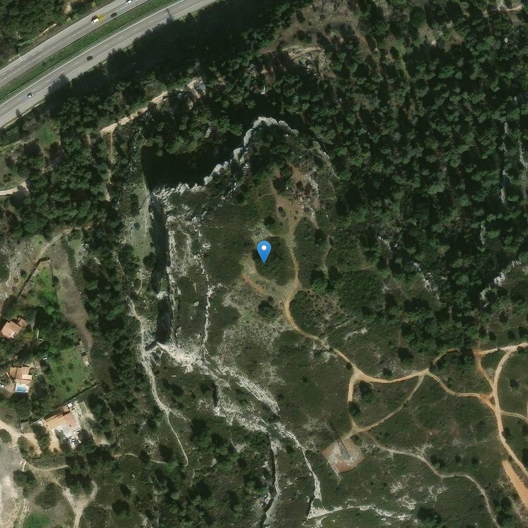 Photo de Habitat fortifié dit le Camp de Laure