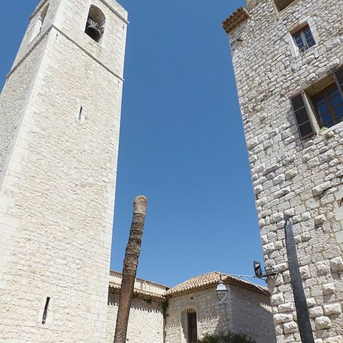 Photo de Collégiale de la Conversion-de-Saint-Paul de Saint-Paul-de-Vence