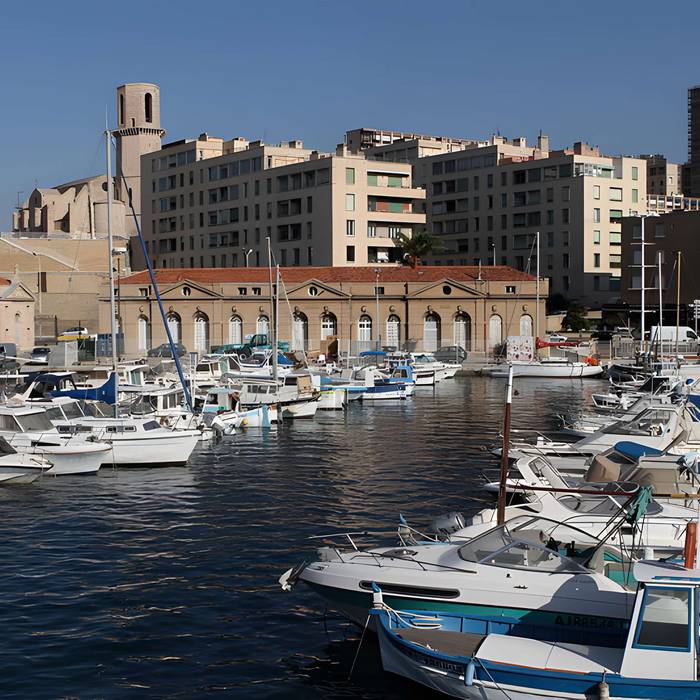 Photo de Voormalig gezondheidsdepot in Marseille