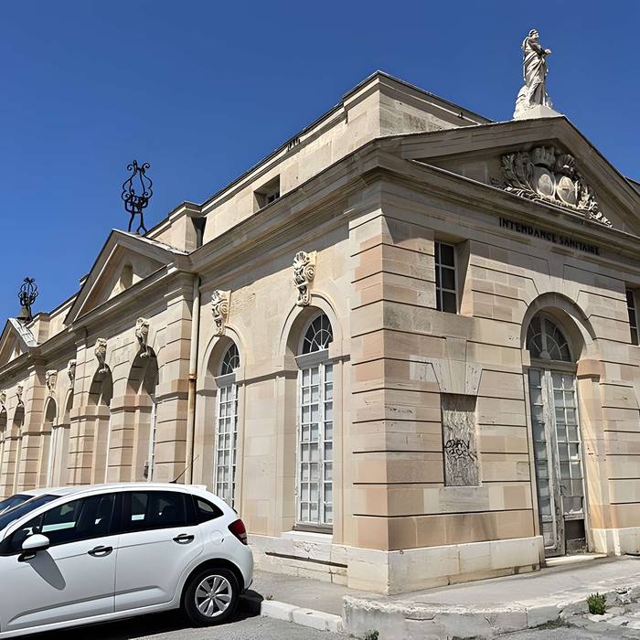 Photo de Voormalig gezondheidsdepot in Marseille