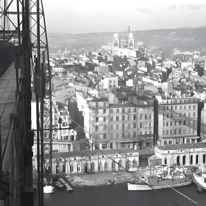 Photo de Voormalig gezondheidsdepot in Marseille