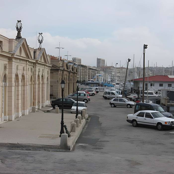 Photo de Voormalig gezondheidsdepot in Marseille