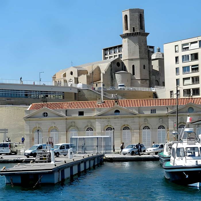 Photo de Voormalig gezondheidsdepot in Marseille