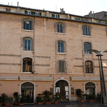 Arsenal des Galères , actuellement entrepôt