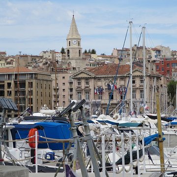 Clocher des Accoules au vieux port