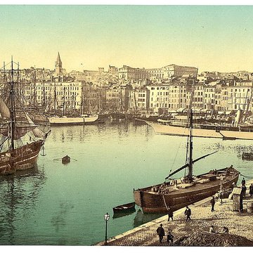 Clocher des Accoules au vieux port