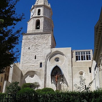 Clocher des Accoules au vieux port
