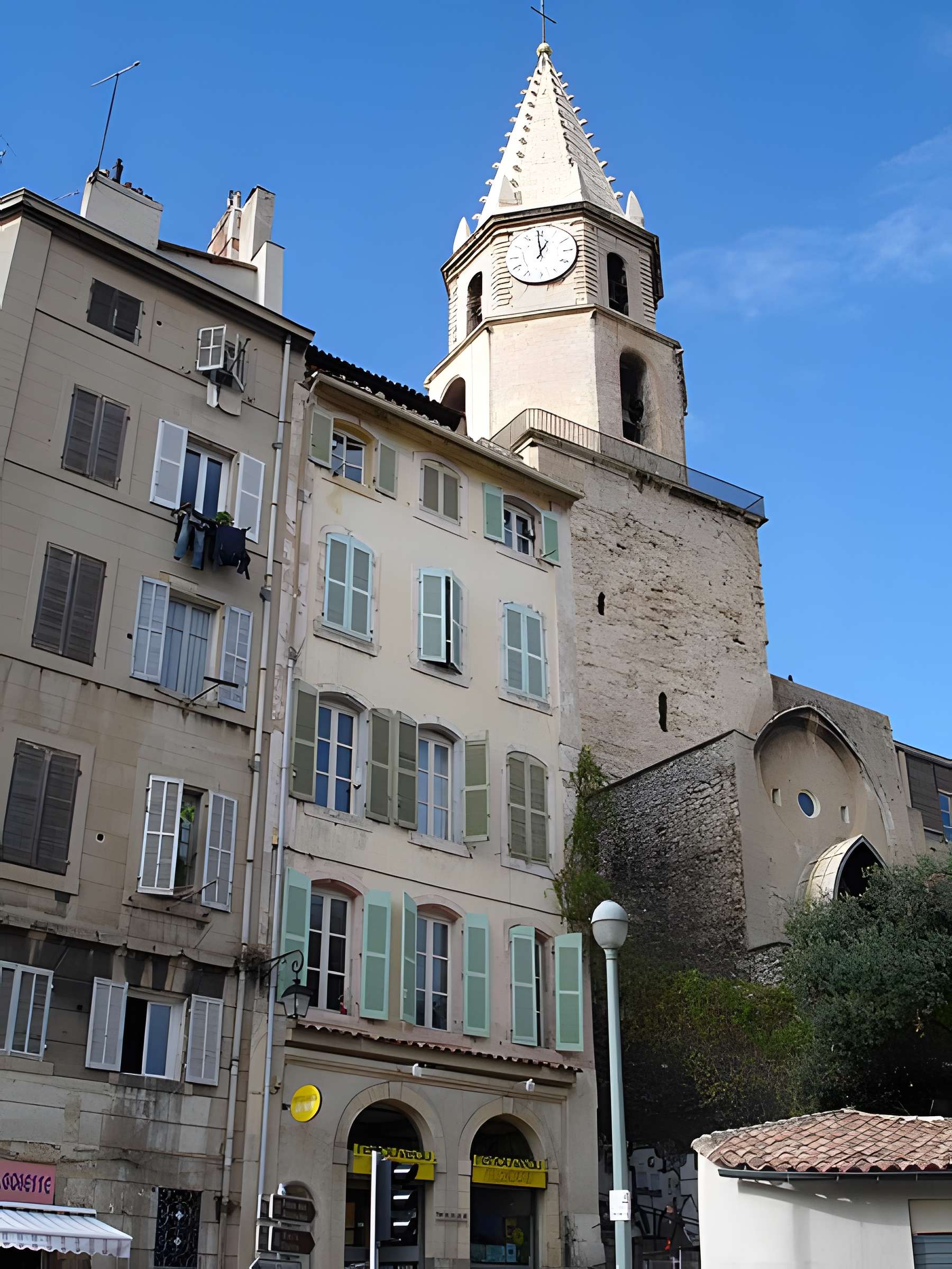 Clocher des Accoules au vieux port