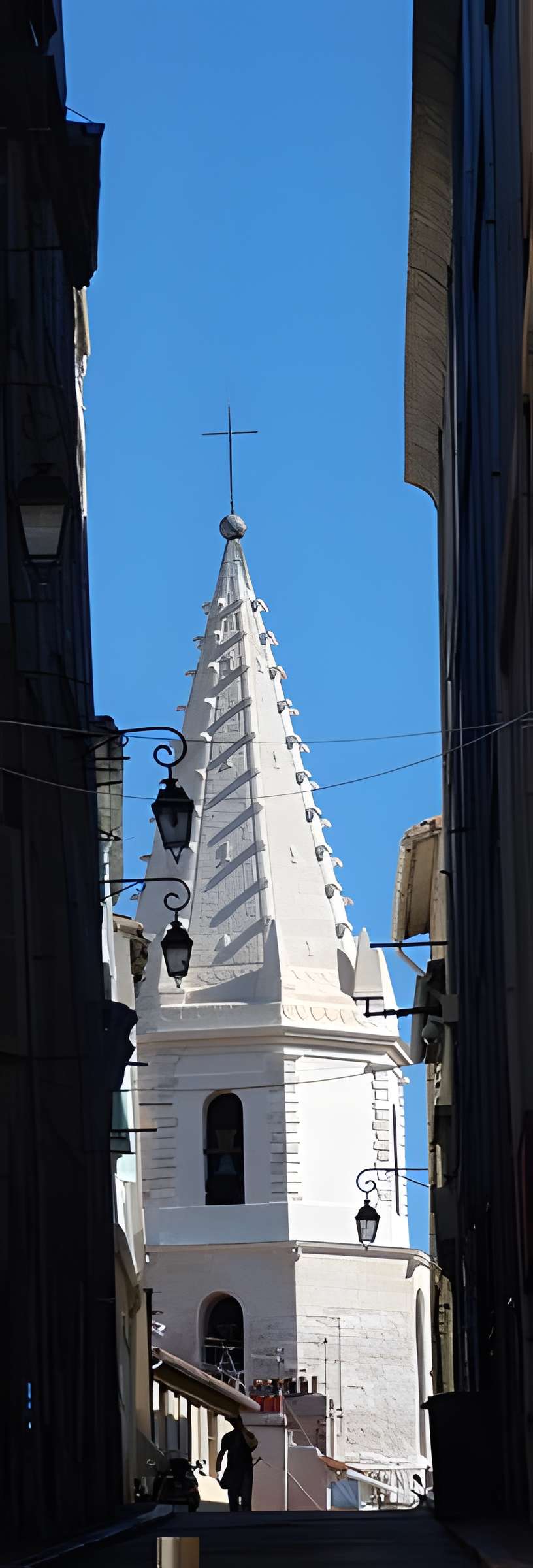 Clocher des Accoules au vieux port