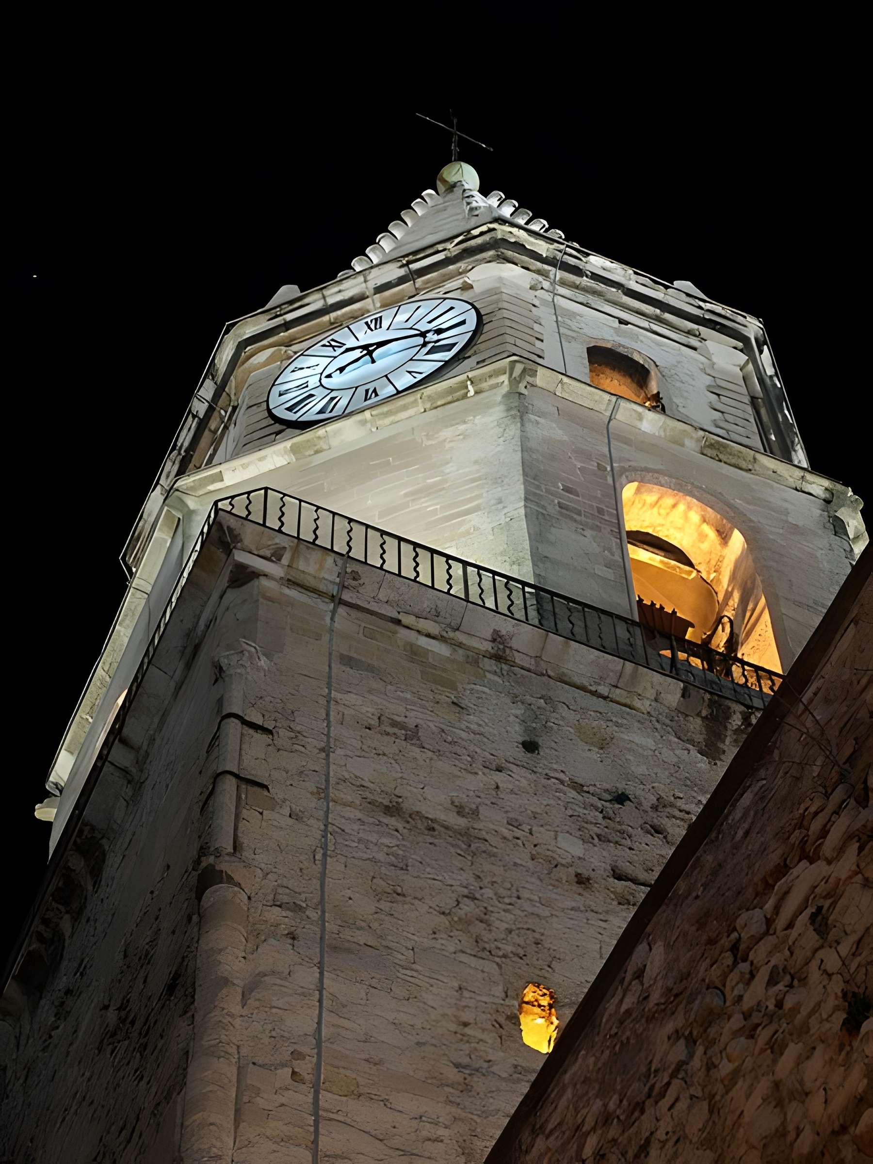 Clocher des Accoules au vieux port