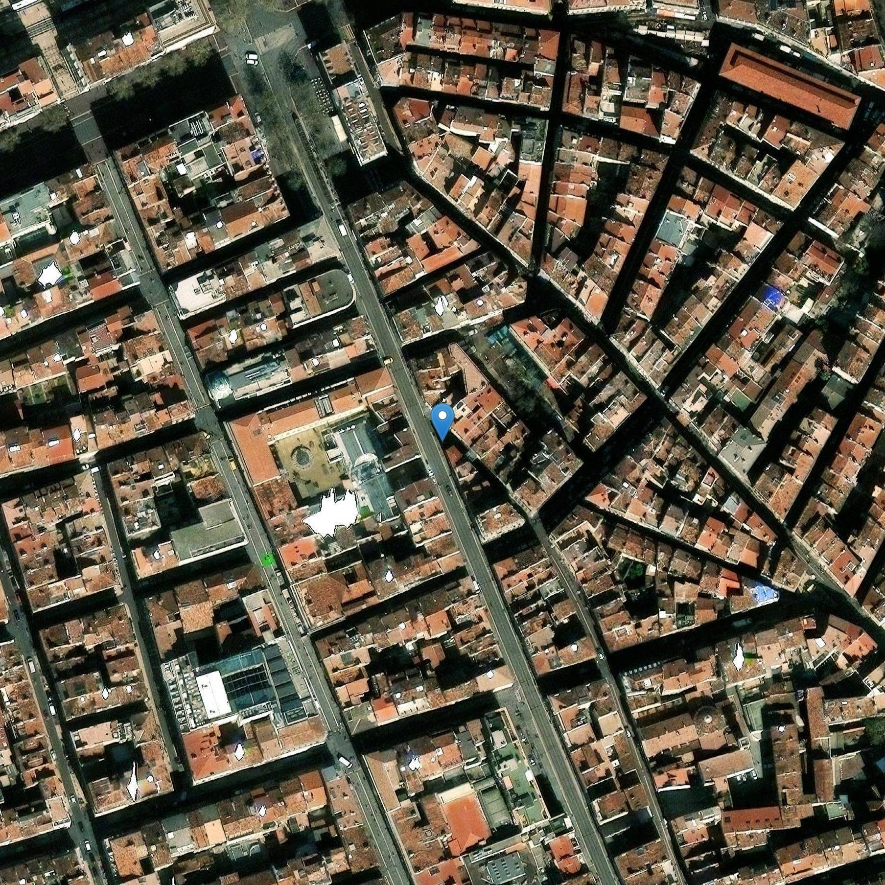 Photo de Puget column at the corner of the streets of Rome and the Palud