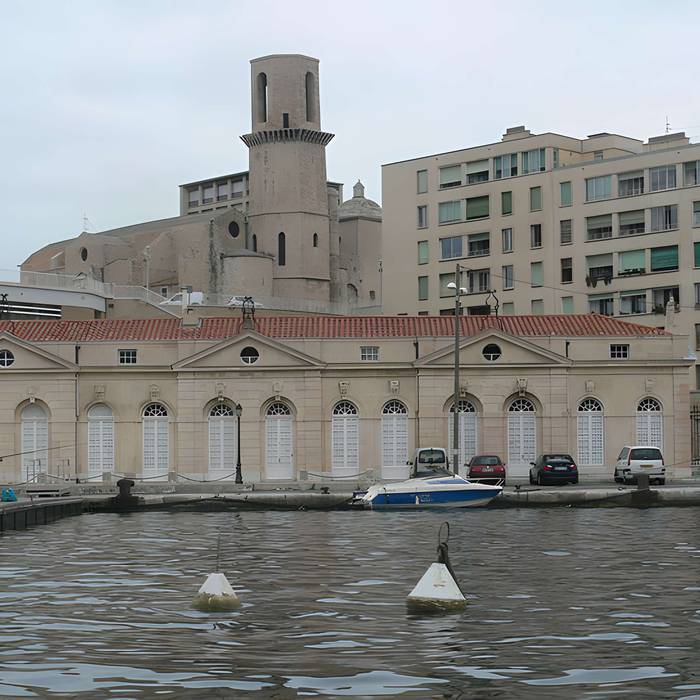 Photo de Eglise et baptistère Saint-Laurent
