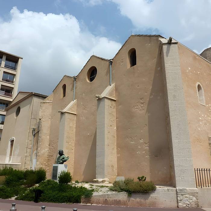 Photo de Eglise et baptistère Saint-Laurent
