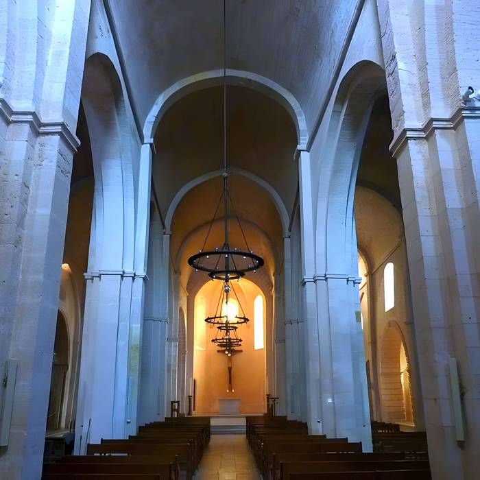 Photo de Eglise et baptistère Saint-Laurent