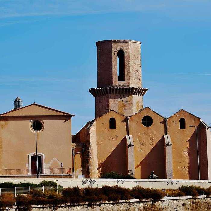 Photo de Eglise et baptistère Saint-Laurent