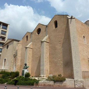 Eglise et baptistère Saint-Laurent