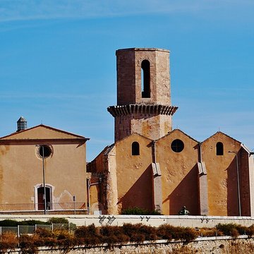 Eglise et baptistère Saint-Laurent