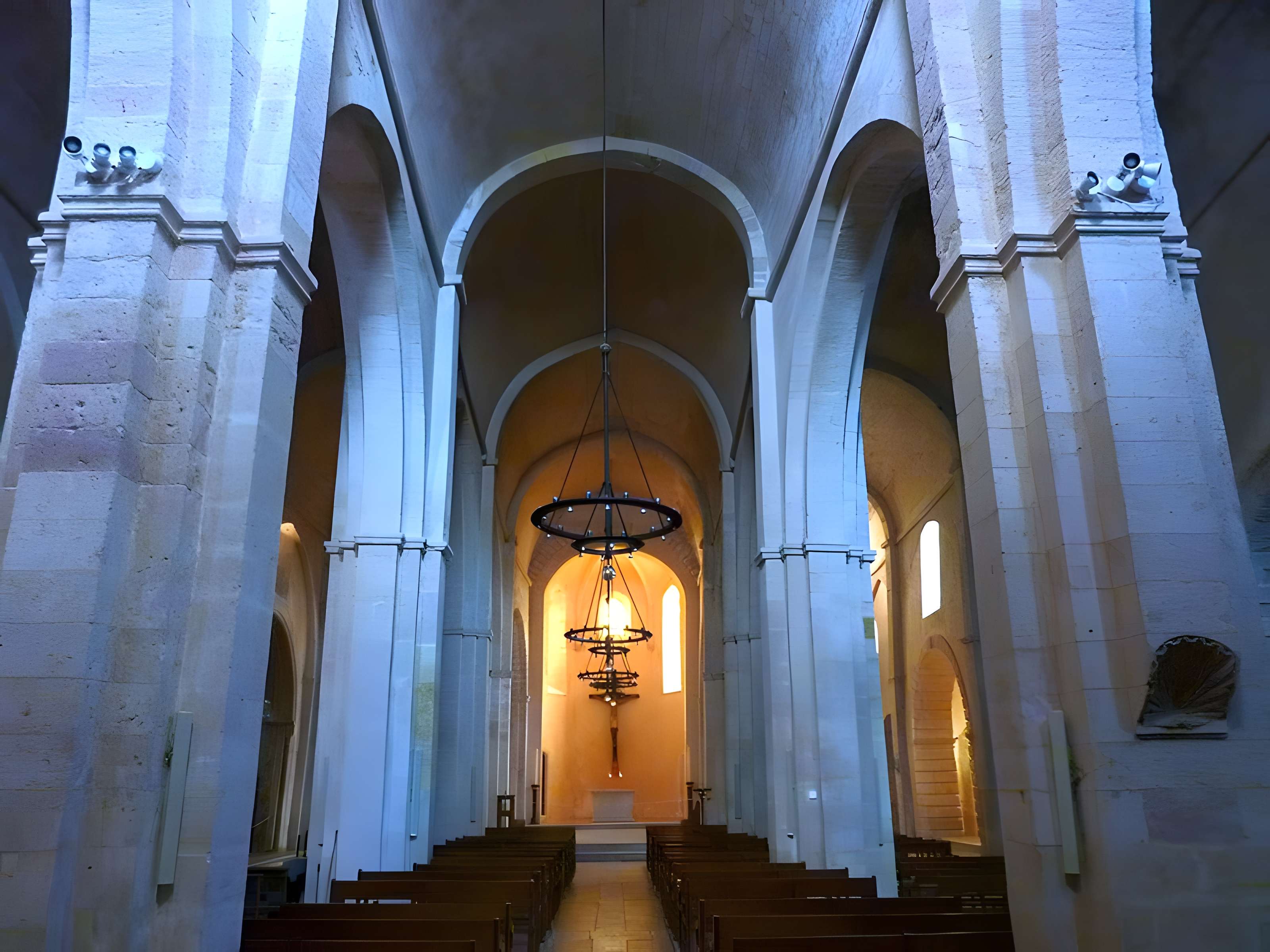 Eglise et baptistère Saint-Laurent
